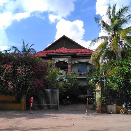 Firefly Guesthouse - The Berlin Angkor Sziemreap Kültér fotó