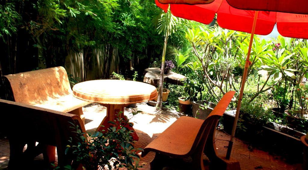 Firefly Guesthouse - The Berlin Angkor Sziemreap Kültér fotó