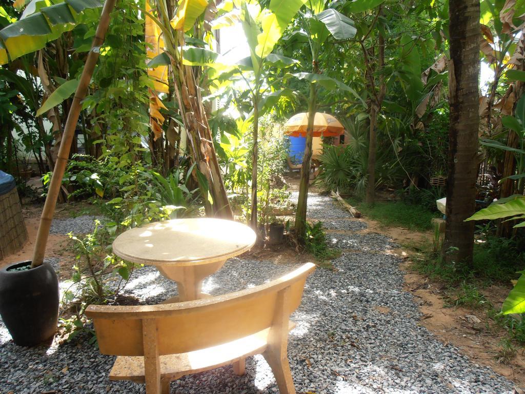 Firefly Guesthouse - The Berlin Angkor Sziemreap Kültér fotó