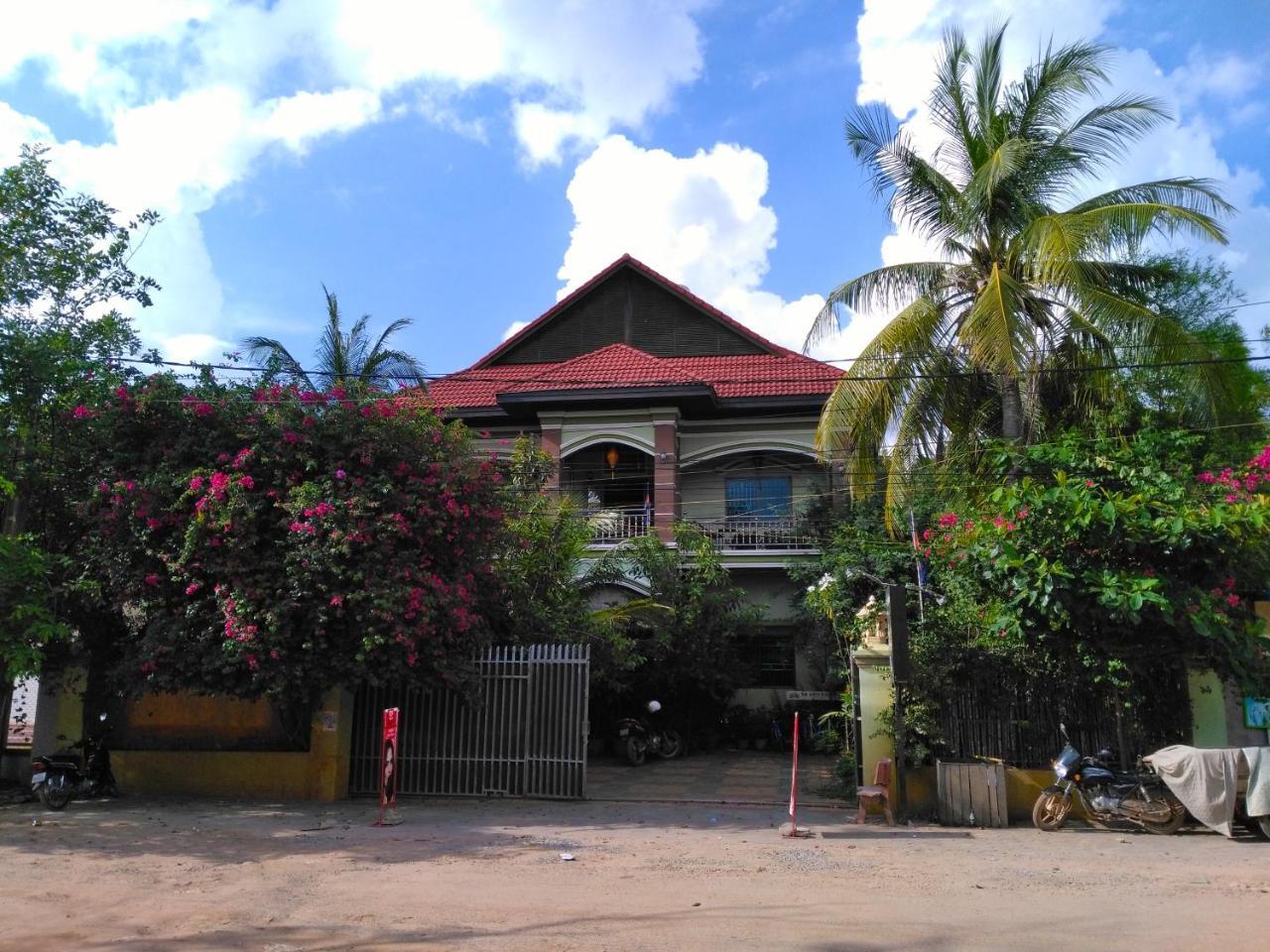 Firefly Guesthouse - The Berlin Angkor Sziemreap Kültér fotó